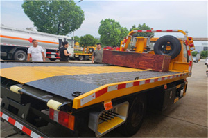 临潼区附近拖车电话号码服务